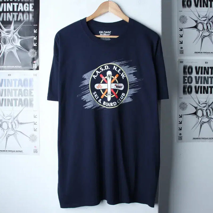 [BUNJANG] Gildan USA Big Size Ski Team T-Shirt (XL-2XL) / (XL-2XL) 길단 반팔 티셔츠 USA 빅사이즈 스키팀-75CA