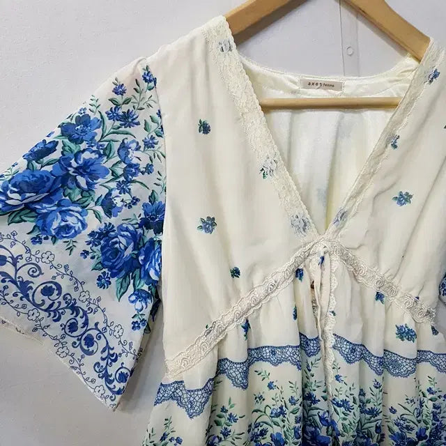 [BUNJANG] Axes Femme Blouse / axes femme 블라우스