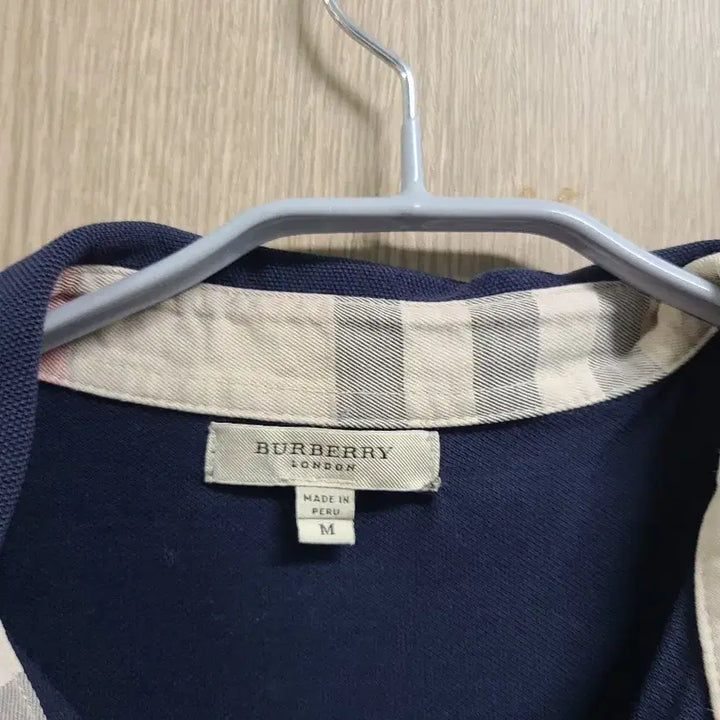 [BUNJANG] Burberry Navy Long Sleeve Polo Shirt / 버버리 네이비 긴팔 폴로티셔츠