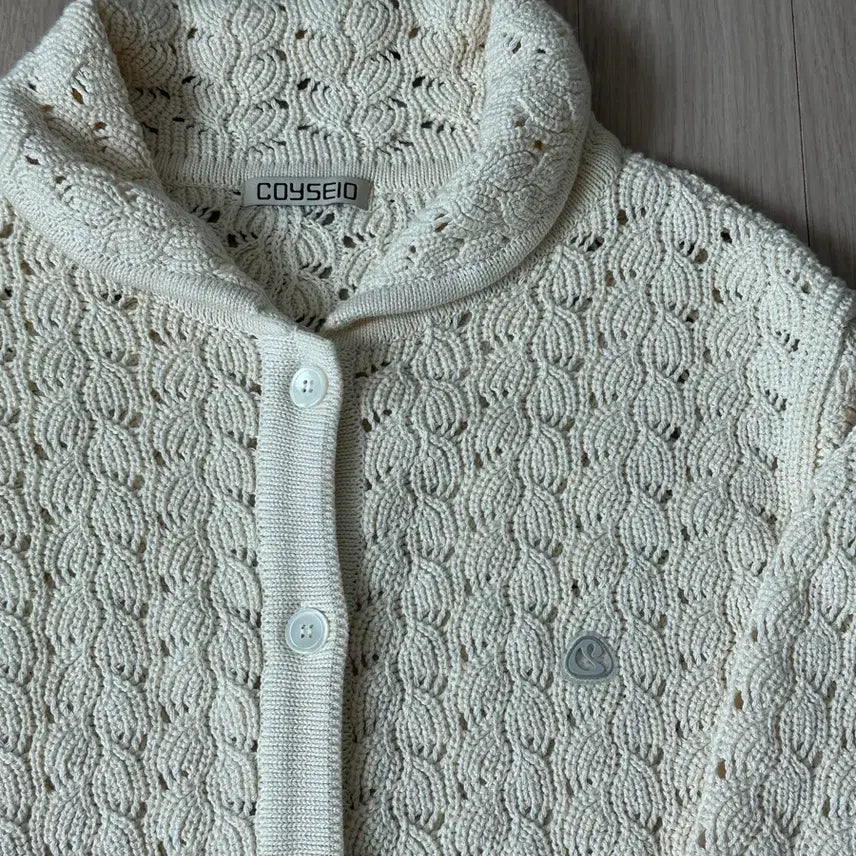 [BUNJANG] Koiseo Knit Cardigan Ivory / 코이세이오 니트 가디건 아이보리