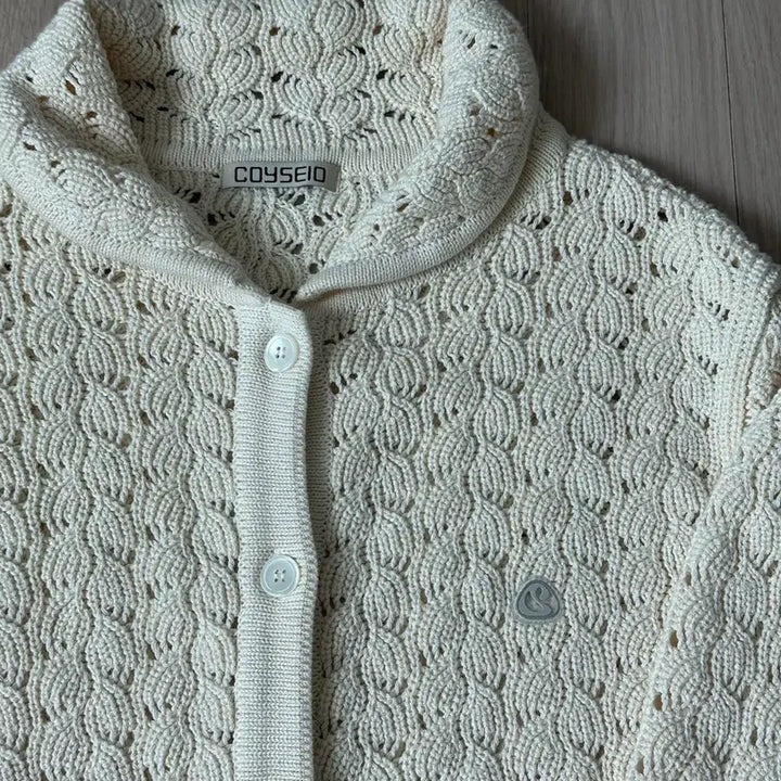 [BUNJANG] Koiseo Knit Cardigan Ivory / 코이세이오 니트 가디건 아이보리