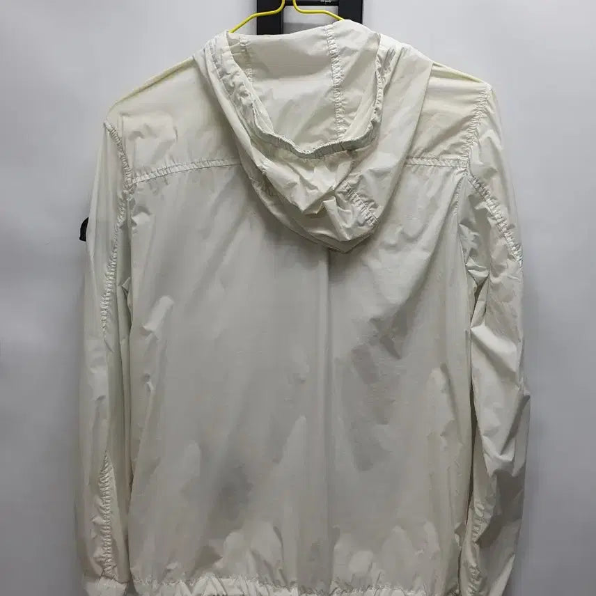 [BUNJANG] National Geographic Kids Windbreaker Jacket White Size 150 / 내셔널지오그래픽 키즈 바람막이 자켓 화이트 150