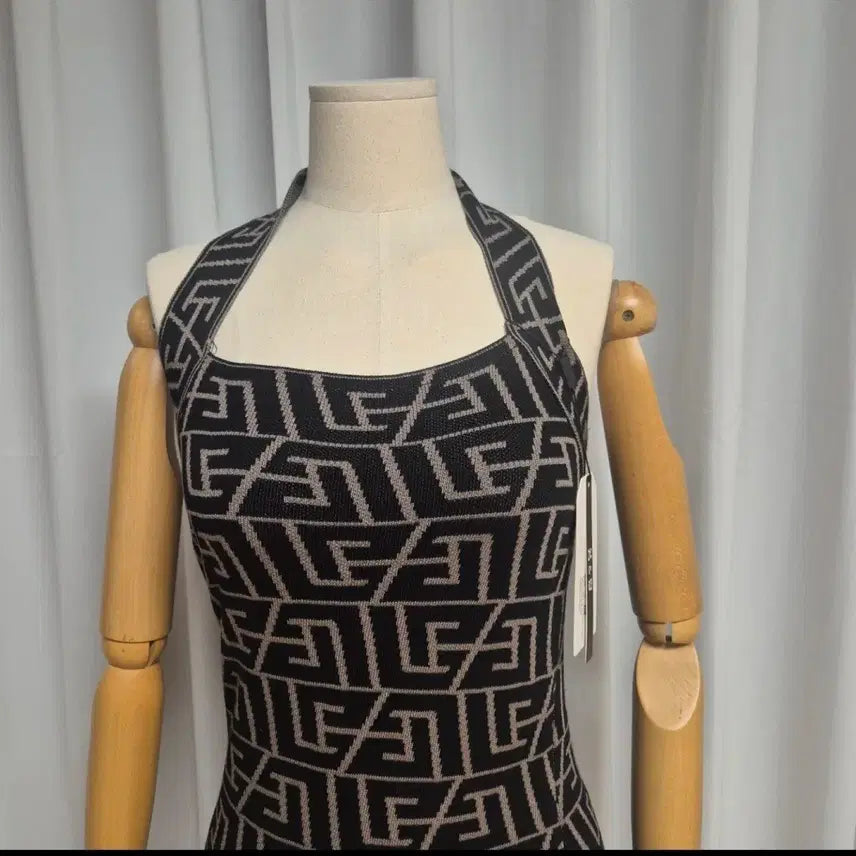 [BUNJANG] Patterned Halterneck Knit Dress / 패턴 홀터넥 니트 원피스