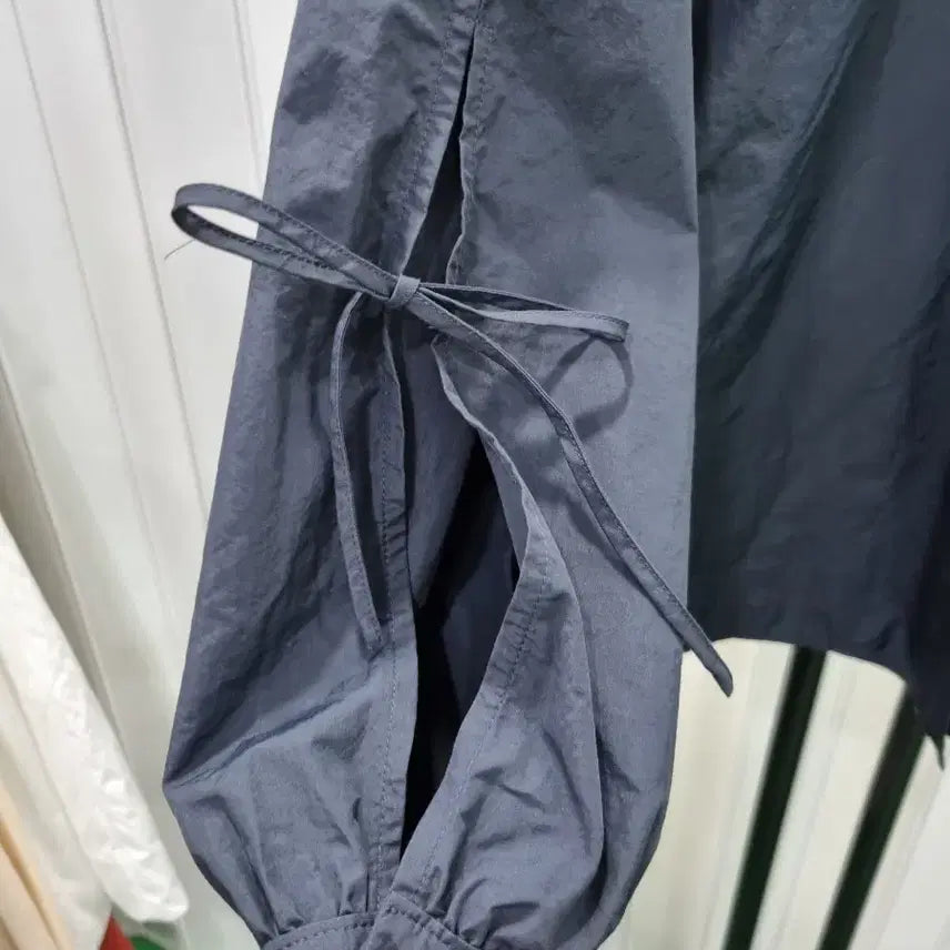 [BUNJANG] Ribbon Neck Shirring Blouse / 리본 넥 셔링 블라우스