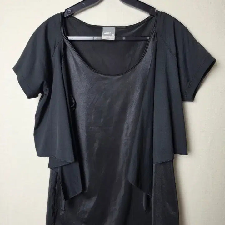 [BUNJANG] Nike Layered Short Sleeve T-Shirt - Black (S) / (S) 나이키 블랙 레이어드 여성반팔 티셔츠