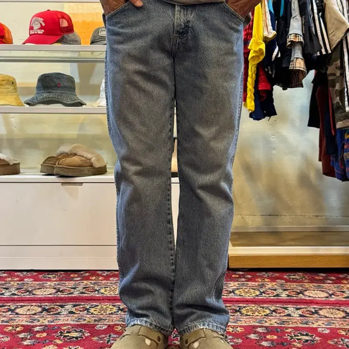 [BUNJANG] Vintage Wrangler Light Wash Denim Pants Size 33 / 빈티지 랭글러 연청 워싱 데님 팬츠 33in