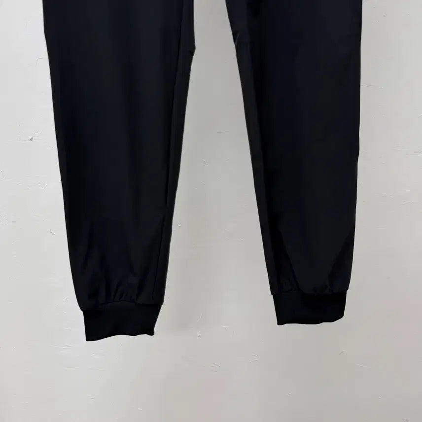 [BUNJANG] Andar Black Jogger Training Pants Size 8 / 안다르 andar 블랙 조거팬츠 트레이닝 팬츠 Js51