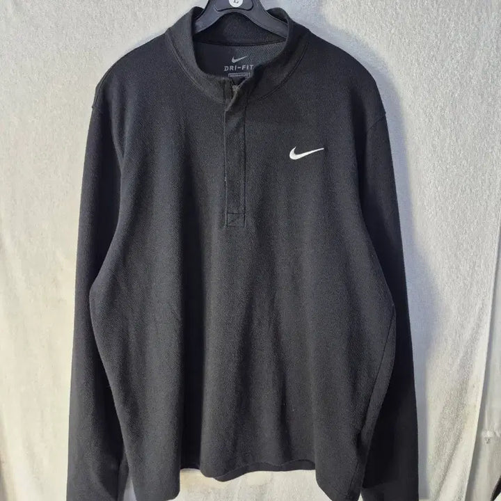[SOLD OUT] XL 나이키 남성 드라이핏 블랙 긴팔 티셔츠
