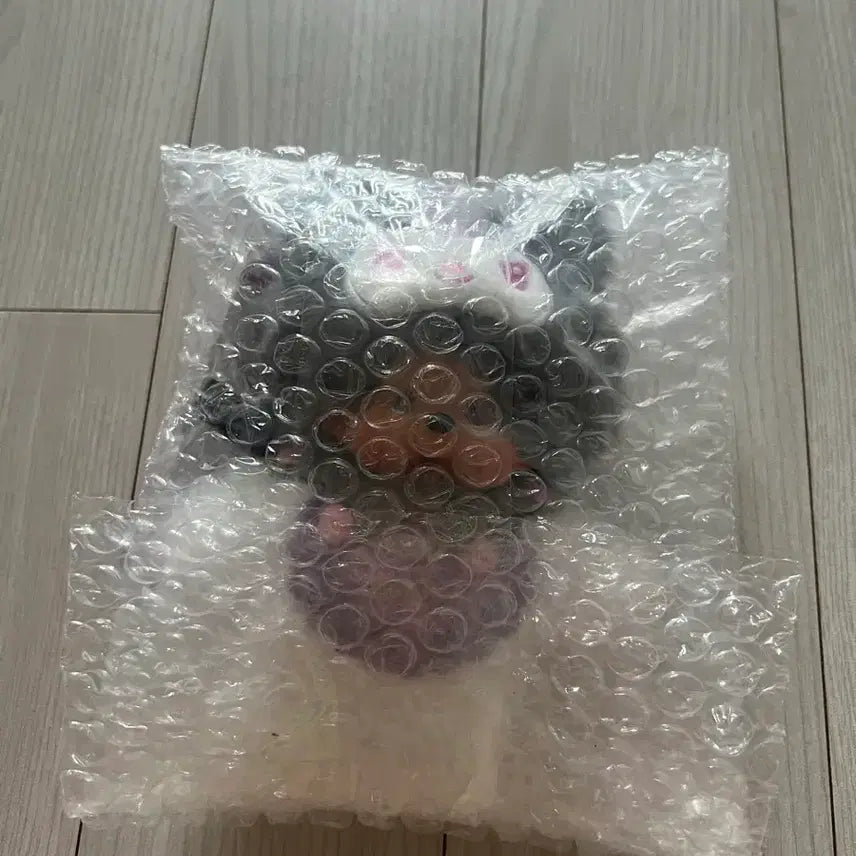 [BUNJANG] Monchhichi x Kuromi Collaboration Unsealed New Product / 몬치치 쿠로미콜라보 미개봉 새상품