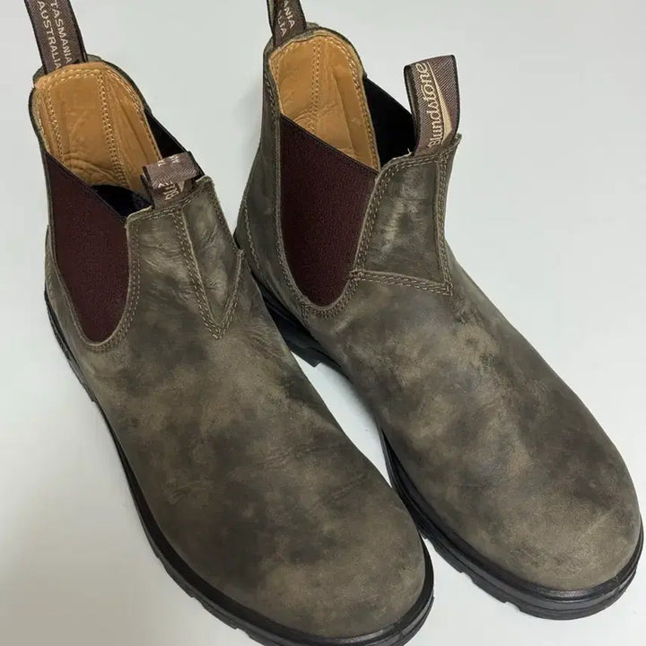 [SOLD OUT] 블런드스톤 585 러스틱브라운