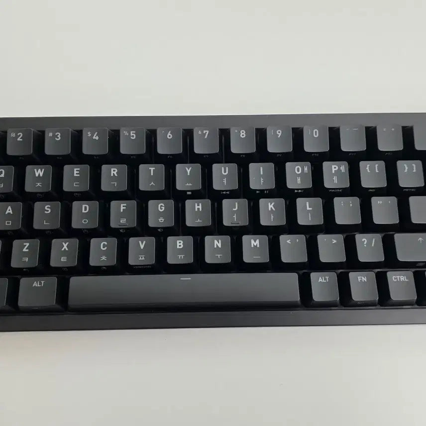[BUNJANG] Cherry XTRFY K5 PRO TMR Magnetic Axis Keyboard Black / 체리 엑스트리파이 K5 PRO TMR 자석축 키보드 블랙