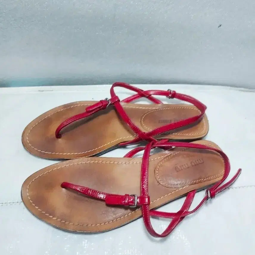 [BUNJANG] Miu Miu Genuine Red Zori Sandals / 미우미우정품조리샌들