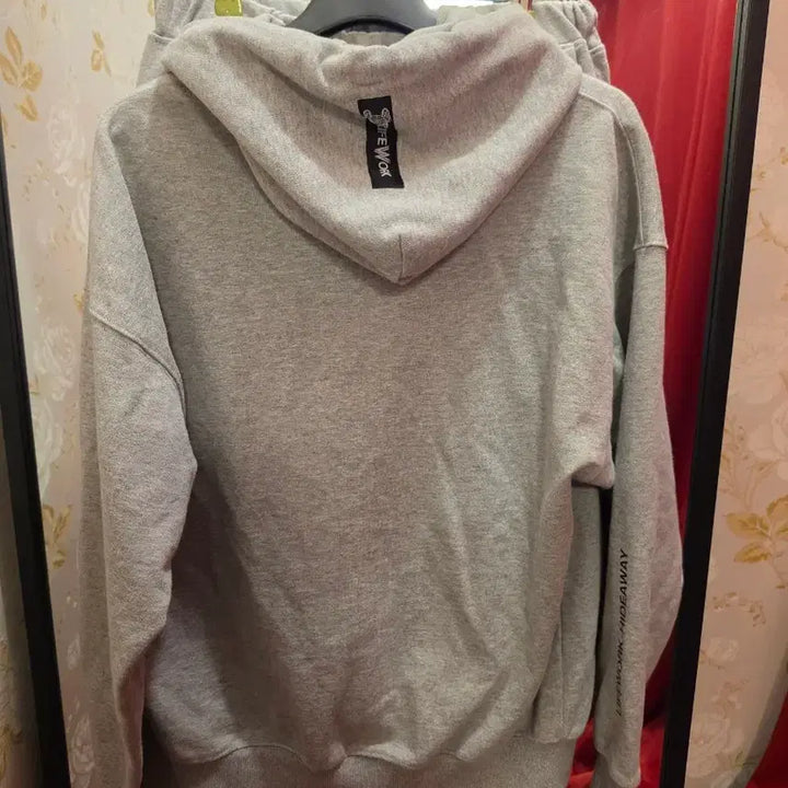 [BUNJANG] Life Work Dog Logo Hoodie &amp; Pants Set Grey / 7/54 라이프워크 강아지 로고 후드티 그레이 셋업