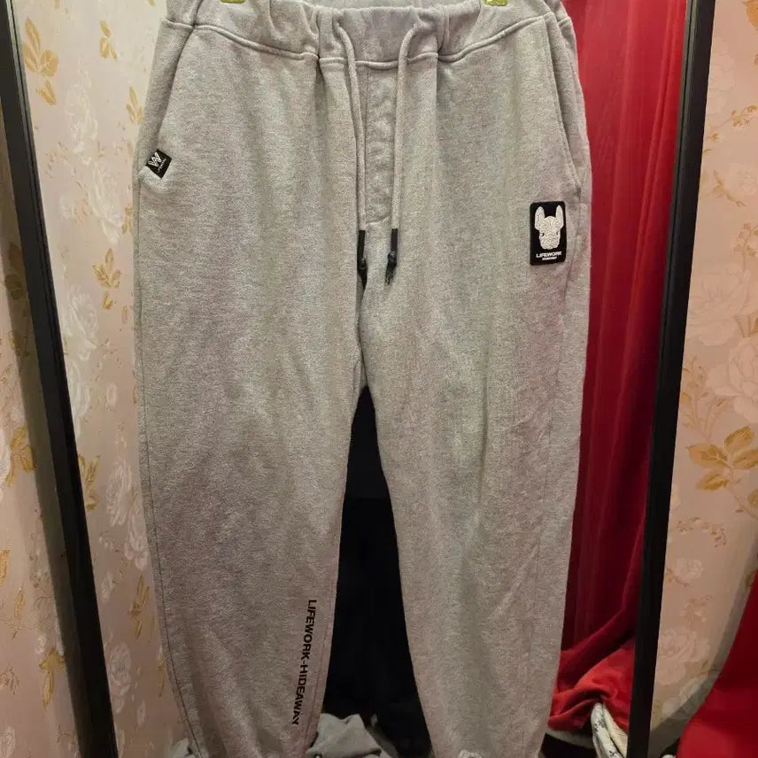[BUNJANG] Life Work Dog Logo Hoodie &amp; Pants Set Grey / 7/54 라이프워크 강아지 로고 후드티 그레이 셋업