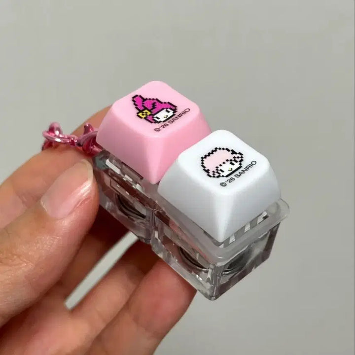 [BUNJANG] Sanrio LED Keycap Keychain (Cinnamoroll, My Melody) / 산리오 LED 키캡 키링 (시나모롤, 마이멜로디)