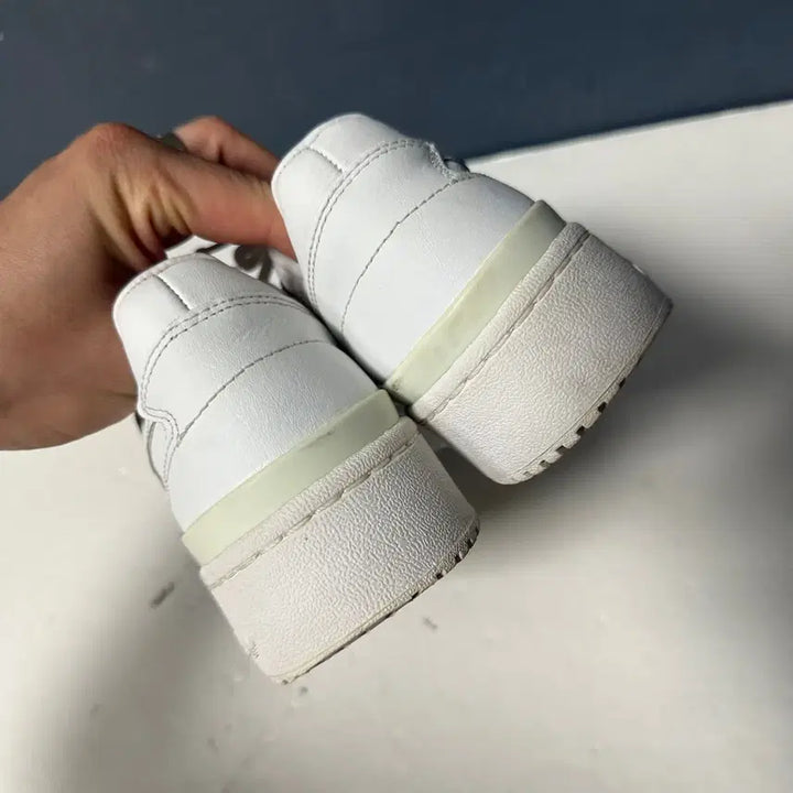[BUNJANG] Adidas Forum Low Bold All White Sneakers / 230 아디다스 포럼 로우 볼드 올백 스니커즈