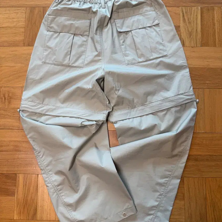 [BUNJANG] BEAKER GORE-TEX INFINIUM 2-Way Pants / BEAKER 고어텍스 인피니움 2WAY 팬츠