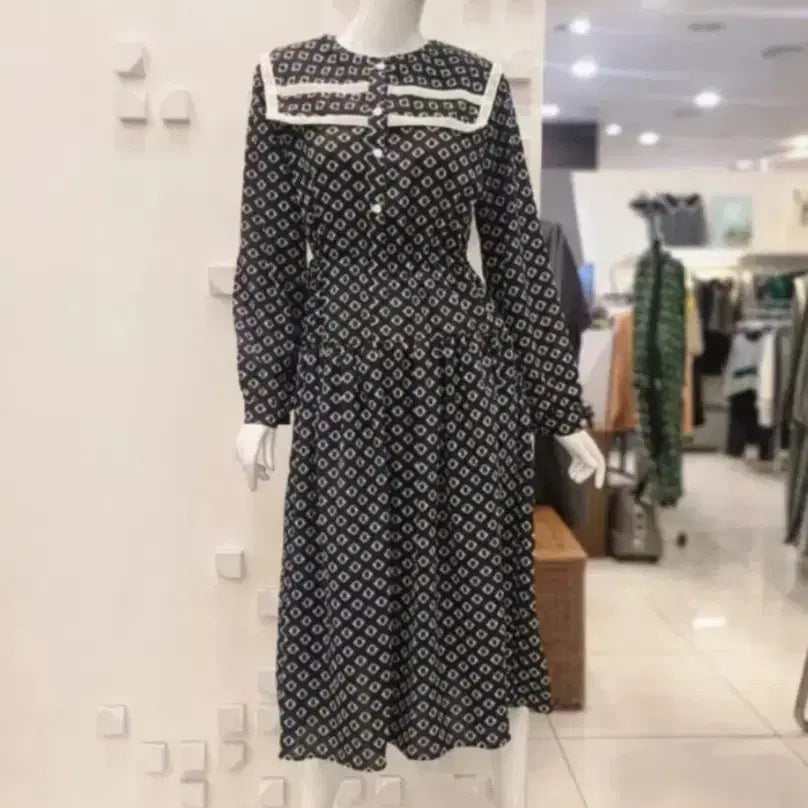 [BUNJANG] Chiffon Dress with Large Lace Collar / 새상품)44-66반 세라카라 쉬폰원피스