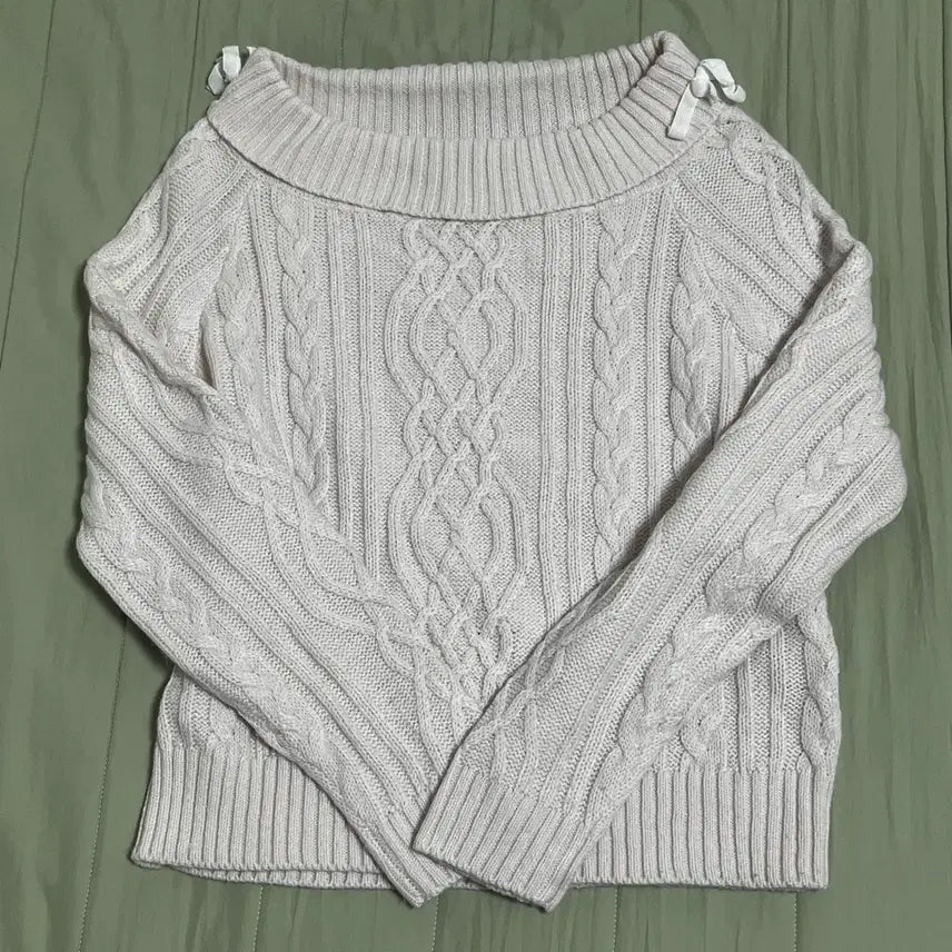 [BUNJANG] Vintage Pink Off-Shoulder Ribbon Knit / 빈티지 연핑크 오프숄더 리본 니트 히메갸루 달천깔