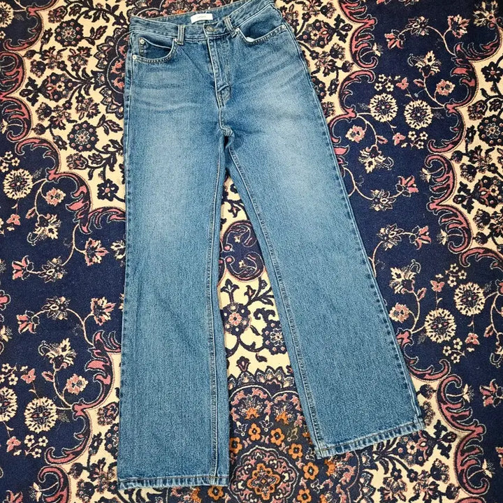 [BUNJANG] Lamerei High-Waisted Denim Jeans (Size S) / 라메레이(Lamerei) 하이웨스트 데님 청바지 S size