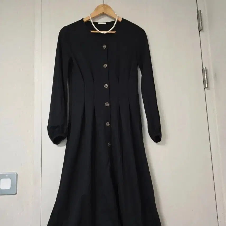 [BUNJANG] GU Pin-tucked Rayon Dress / 새상품) 수입 GU  핀턱 레이온 차르르 여성스런 원피스