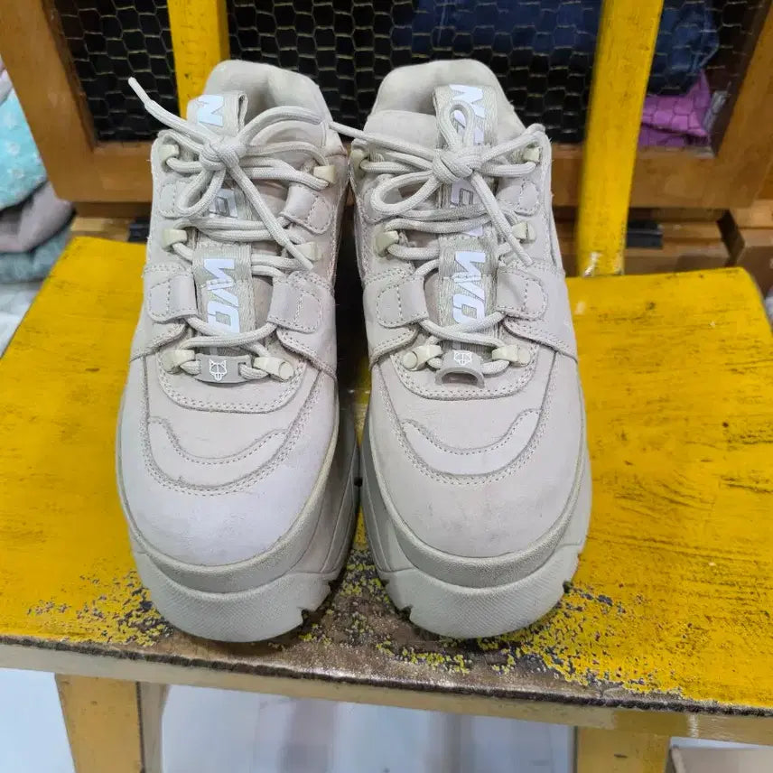 [BUNJANG] Naked Wolfe Sinner Oat Platform Sneakers (9cm) / 네이키드울프 9cm 키높이 운동화 신발 통굽 스니커즈 Sinner oat