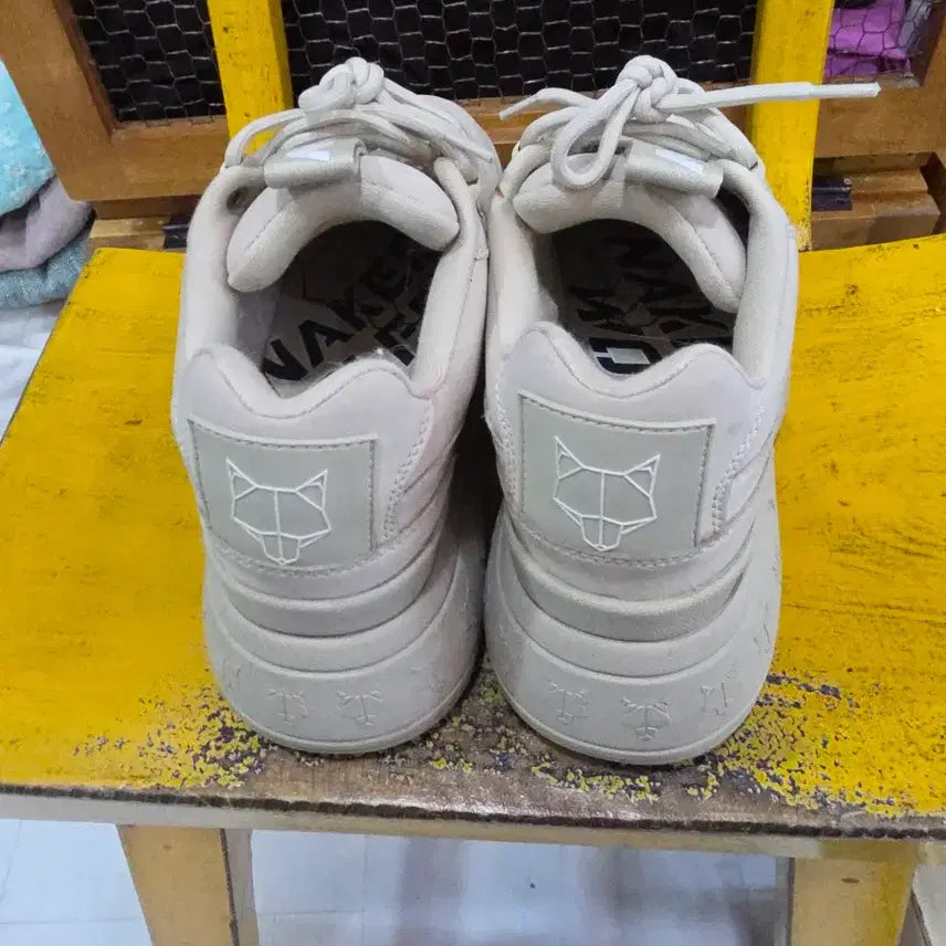 [BUNJANG] Naked Wolfe Sinner Oat Platform Sneakers (9cm) / 네이키드울프 9cm 키높이 운동화 신발 통굽 스니커즈 Sinner oat