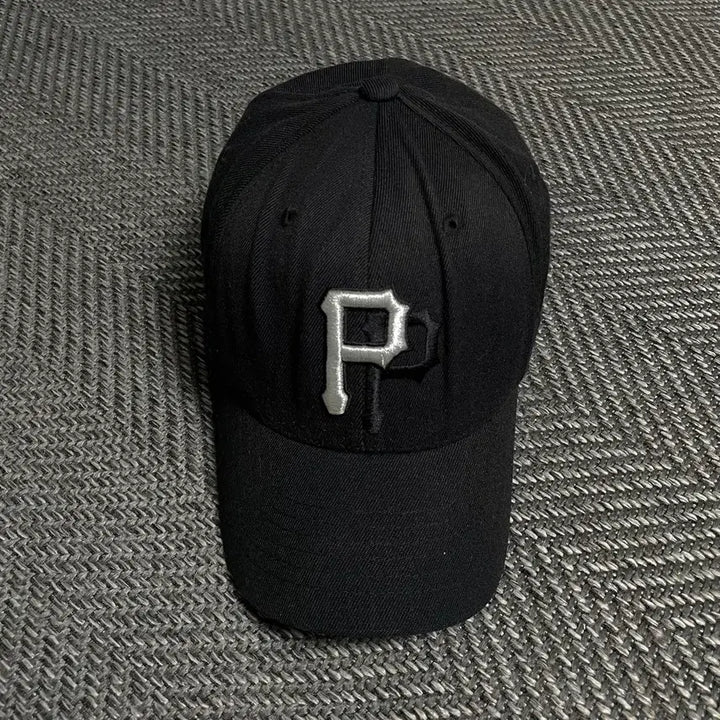 [BUNJANG] MLB Pittsburgh Pirates Baseball Ball Cap Black / MLB 피츠버그 파이리츠 베이스볼 볼캡 블랙y 5581