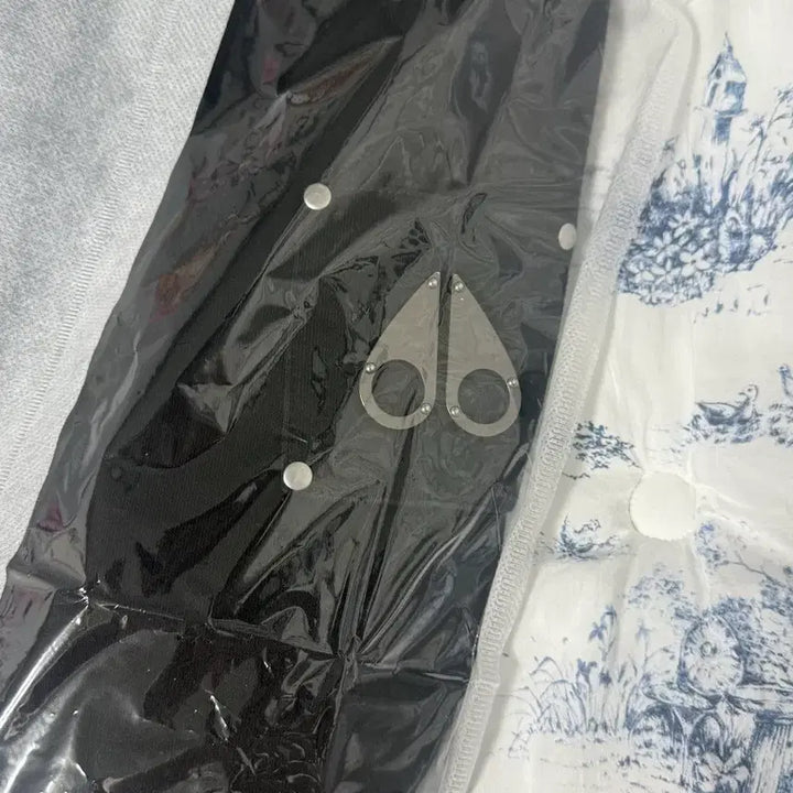 [BUNJANG] Mootnukle Bunny Puffer Jacket XL / 무스너클 버니