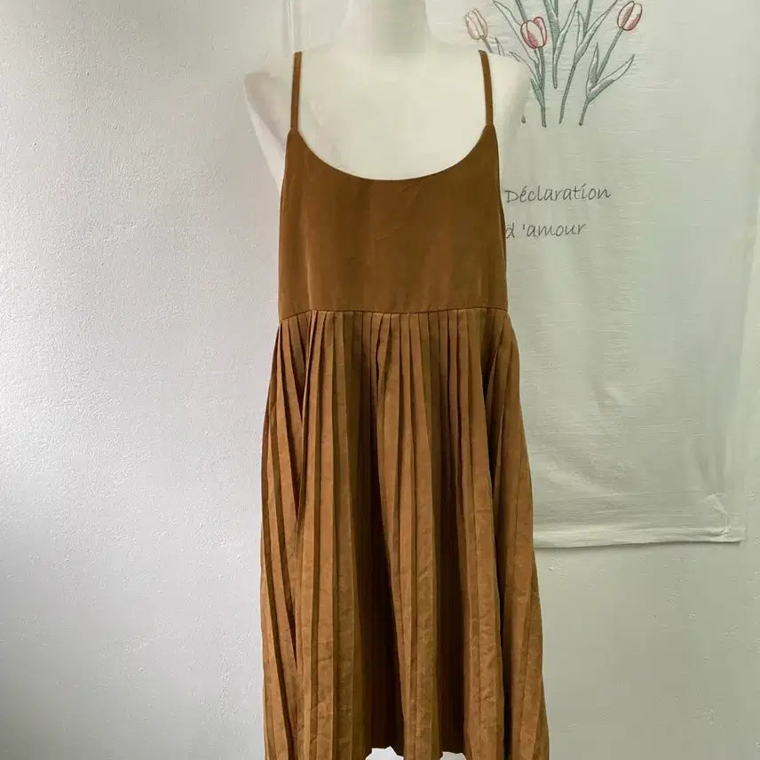 [BUNJANG] Camel Pleated Bustier Midi Dress / 카멜 플리츠 뷔스티에 미디 원피스