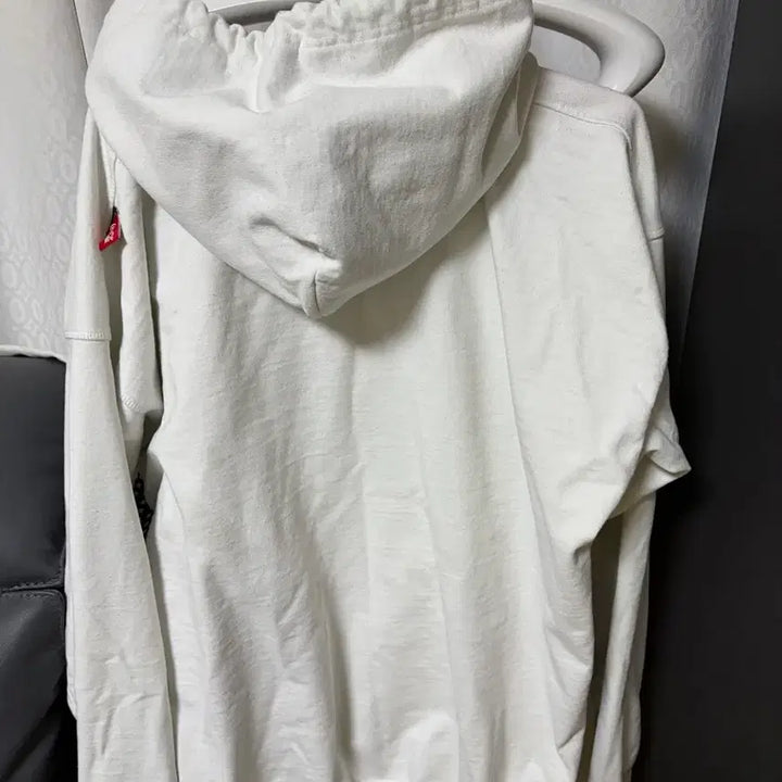 [BUNJANG] Diesel x Coca-Cola Collaboration White Hoodie / 디젤 코카콜라 콜라보 화이트 후드티