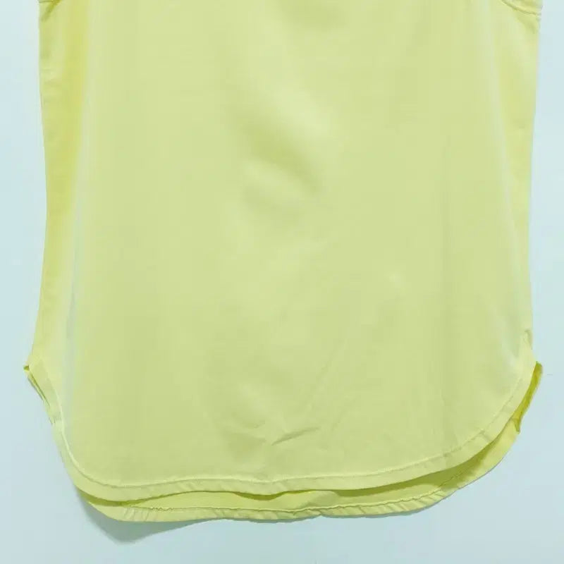 [BUNJANG] Mulawear Cut-out Sleeveless T-shirt M_S2055 / 뮬라웨어 컷아웃 민소매 티 M_S2055