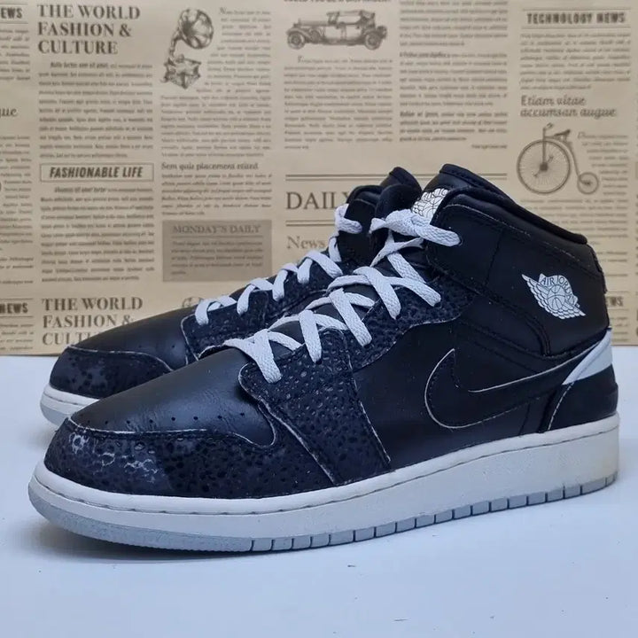 [BUNJANG] Nike Jordan 1 Retro 86 High Top / 나이키 조던 1 레트로86 하이탑 240
