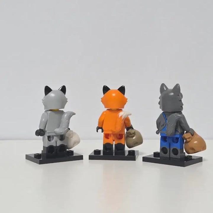 [BUNJANG] LEGO Minifigures Animal Workers Series Bundle - Raccoon, Fox, Werewolf / 레고 미니피겨 미피 동물 알바 시리즈 일괄 너구리 여우 늑대 늑대인간