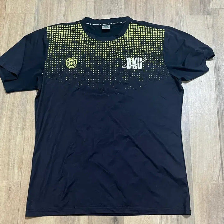 [BUNJANG] Dankook University Short Sleeve Training Top / 단국대학교 반팔 트레이닝복