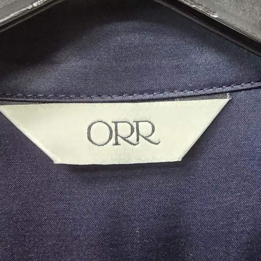 [BUNJANG] Satin Gold Coin Button Open Collar Shirt / 23 ORR
