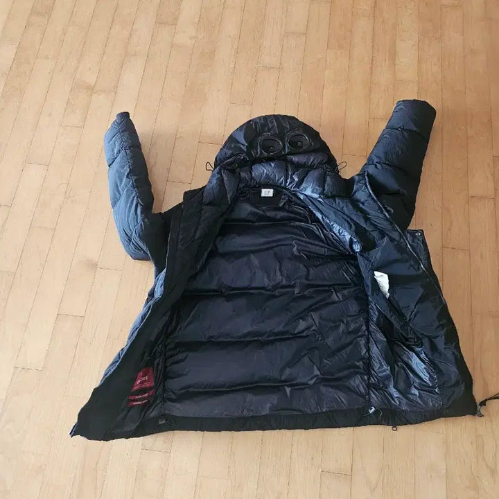 [BUNJANG] CP Company Goggle Black Padded Jumper / CP컴퍼니 고글블랙 패딩 점퍼