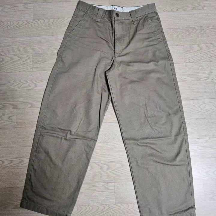[BUNJANG] Uniqlo U Wide Fit Chino Pants Brown Size 76 / 유니클로 와이드핏치노팬츠 35브라운 76(30)사이즈