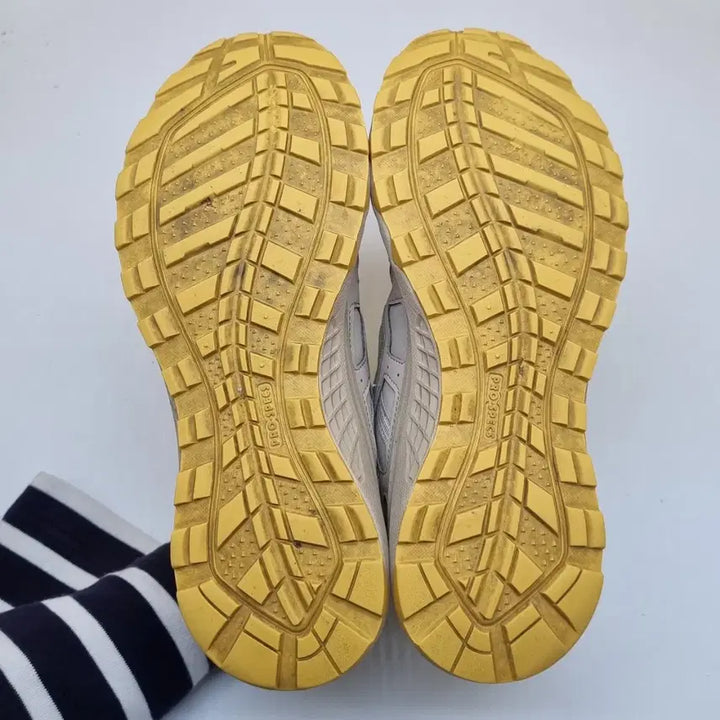 [BUNJANG] PROSPECS Cross X Sneakers 245 / 프로스펙스 크로스엑스 운동화245