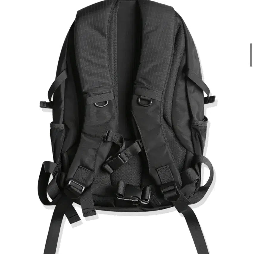 [BUNJANG] NOIAGO NOI1390 Black Backpack / 노이아고 NOI1390 블랙 백팩