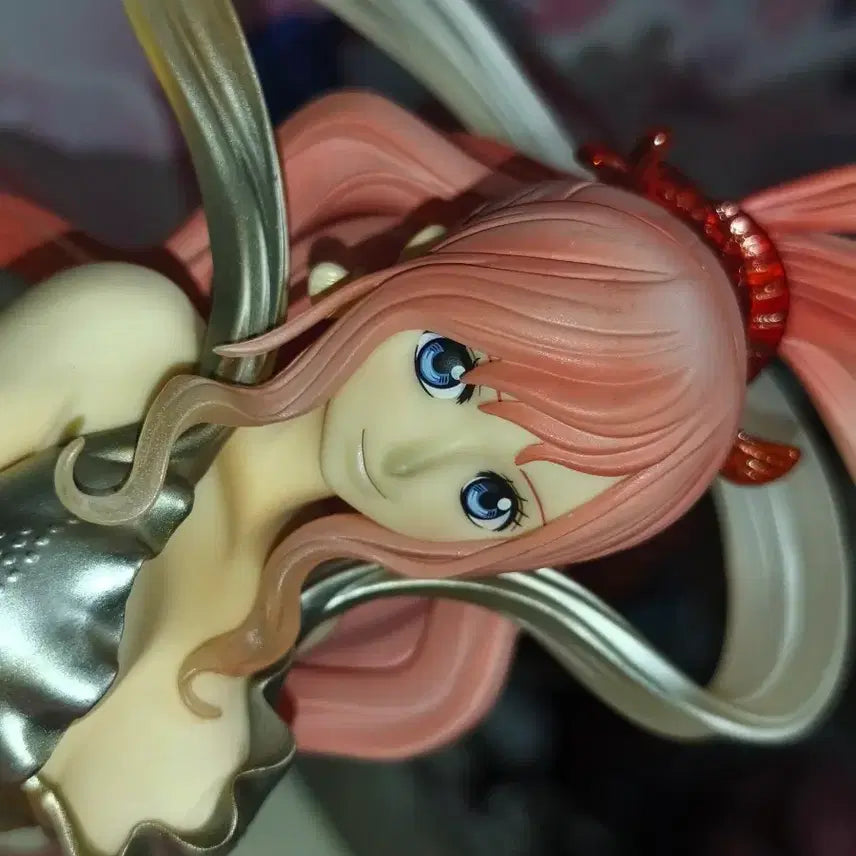 [BUNJANG] One Piece Shirahoshi Mermaid Princess Figure / 만14세 투니버스 방영 박스O POP 시라호시 인어공주 원피스 피규어