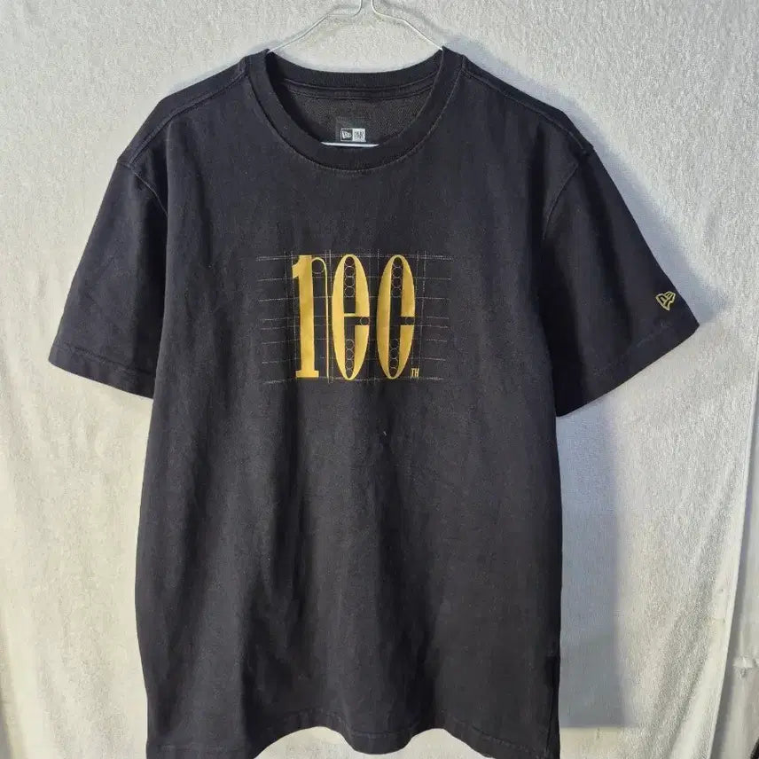 [BUNJANG] New Era Black Short Sleeve T-Shirt L / L 뉴에라 검정 반팔 티셔츠
