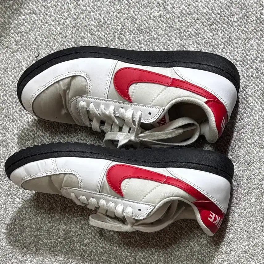 [BUNJANG] Nike Field General 82 SP White Varsity Red Sneakers / 나이키 필드 제너럴 82 SP 화이트 바시티 레드 270