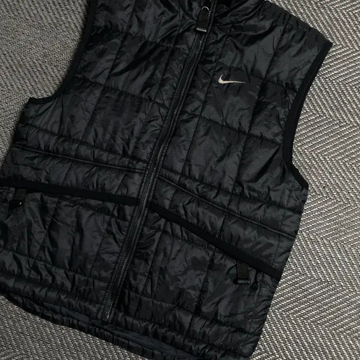 [BUNJANG] Nike ACG Swoosh PrimaLoft Vest / 나이키 ACG 스우시 프리마로프트 베스트y 5586