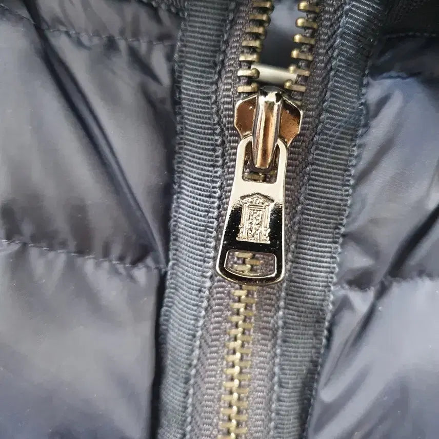 [BUNJANG] BCBG Quilted Long Padding Jumper Navy / BCBG 네이비 퀄팅 롱 패딩 점퍼 85