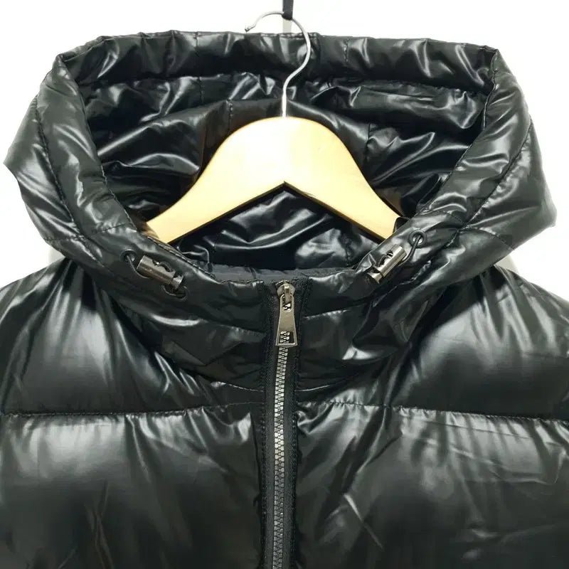[BUNJANG] Black Glossy Hooded Vest Padded Jacket 105-110 / 블랙 글로시 후드 조끼 패딩 105~110_W0647