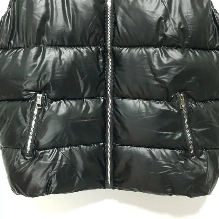 [BUNJANG] Black Glossy Hooded Vest Padded Jacket 105-110 / 블랙 글로시 후드 조끼 패딩 105~110_W0647