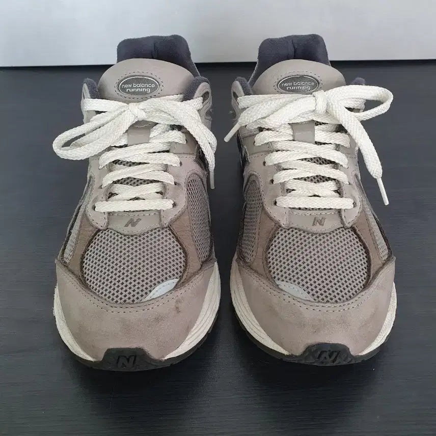 [BUNJANG] New Balance 2002R Woodland Black Sneakers / 뉴발란스 2002R 우드랜드 블랙 (265)
