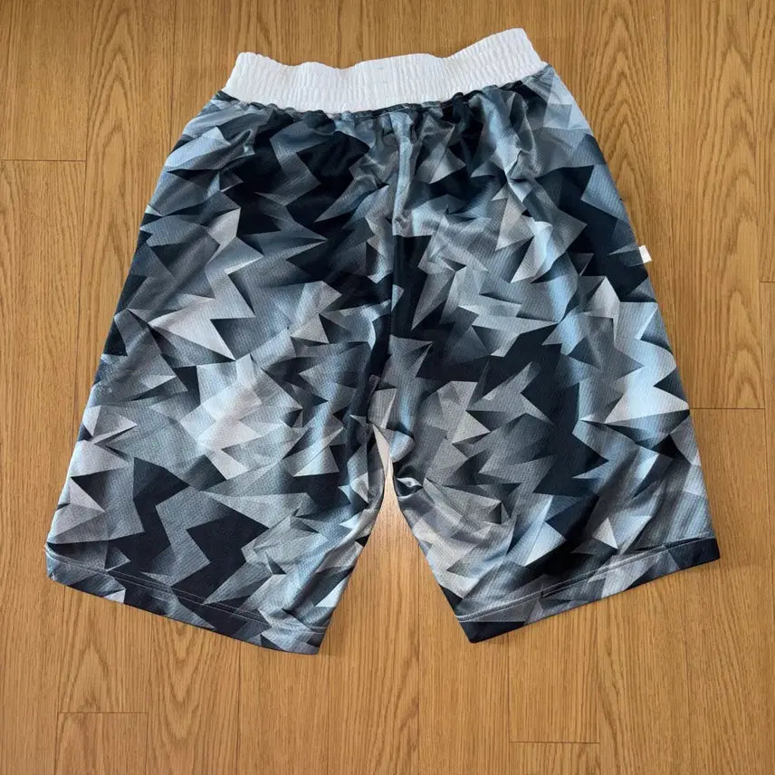 [BUNJANG] Jordan Mesh Shorts White Size S / 조던 메쉬 반바지 화이트 s