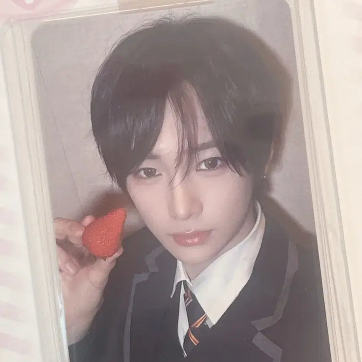 [BUNJANG] Aldiwon Anshin Photocard Strawberry Ver. / 알디원 안신 포카 메이크스타 딸기 ver.
